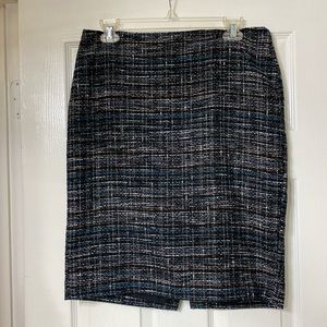 Woman’s Ann Taylor skirt